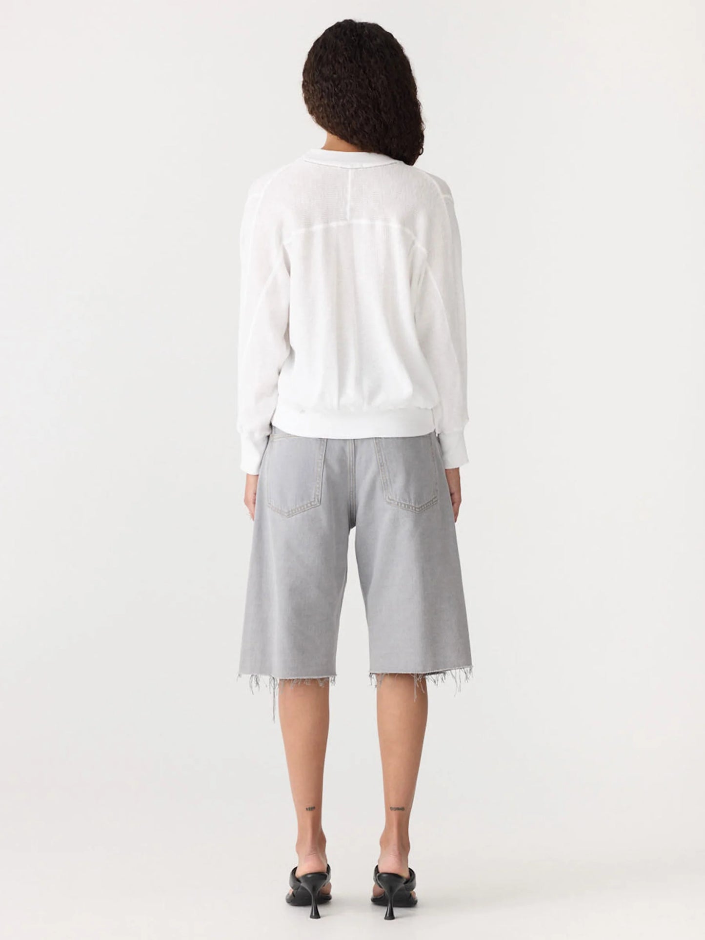 BASSIKE L/S WAFFLE BATWING SWEAT - WHITE