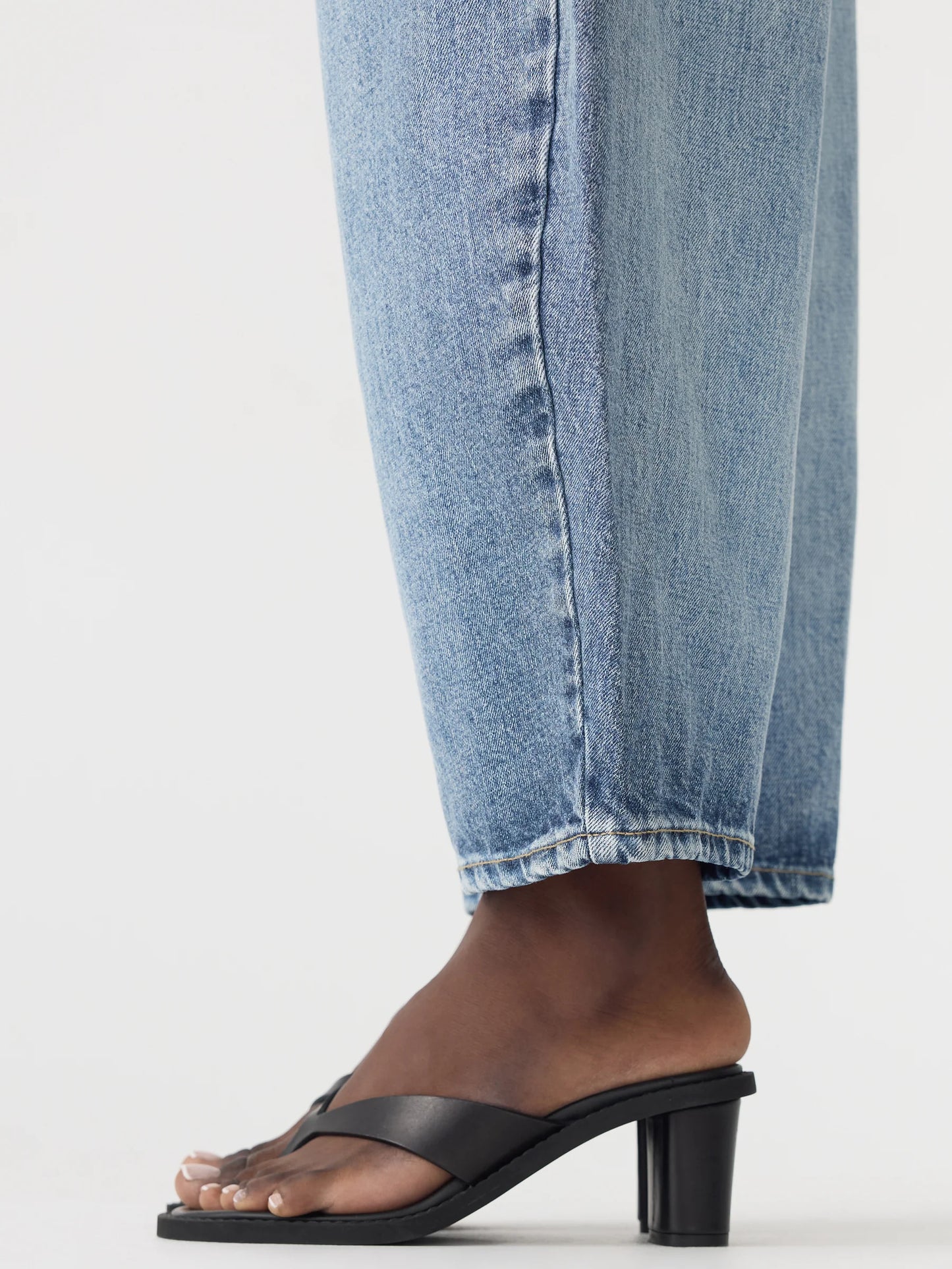 Bassike Barrel Leg Jean -Super Light Wash