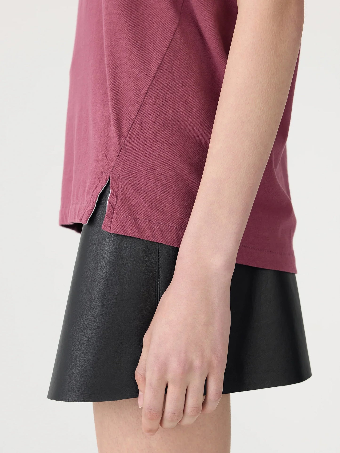 Bassike Classic t-Shirt - Faded Plum