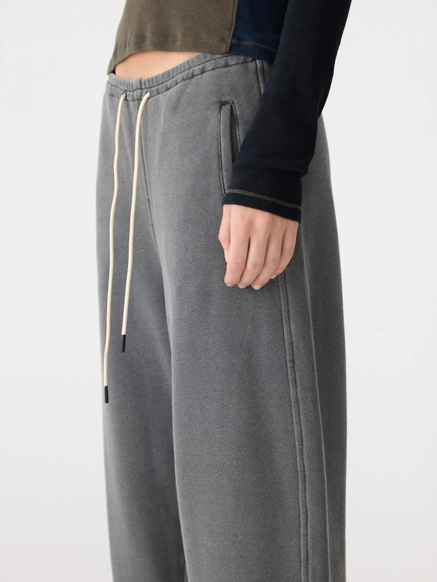 Bassike Fleece Barrel Leg Track Pant - Washed Blk