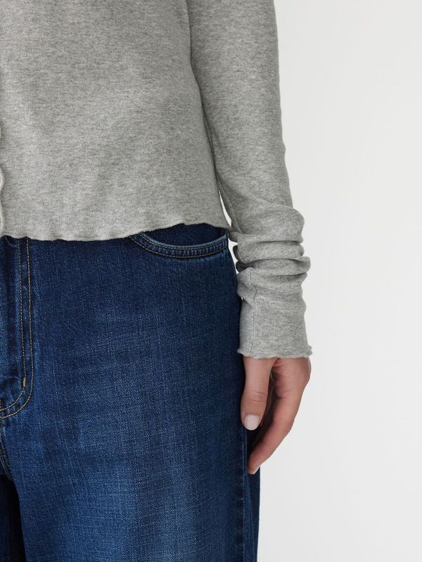 Bassike – Slim Rib Crew Neck Long Sleeve Tee in Grey Marle