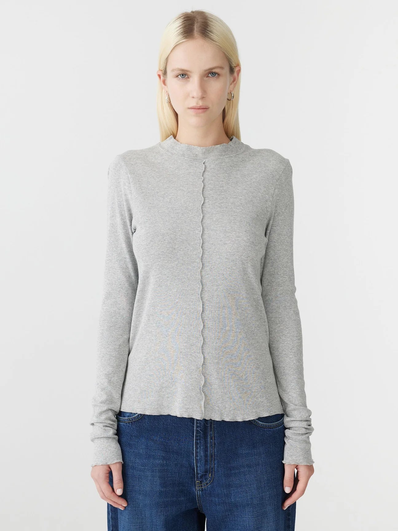 Bassike – Slim Rib Crew Neck Long Sleeve Tee in Grey Marle